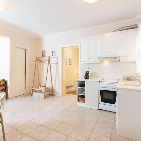 F & B Summer Collection - Paliouri