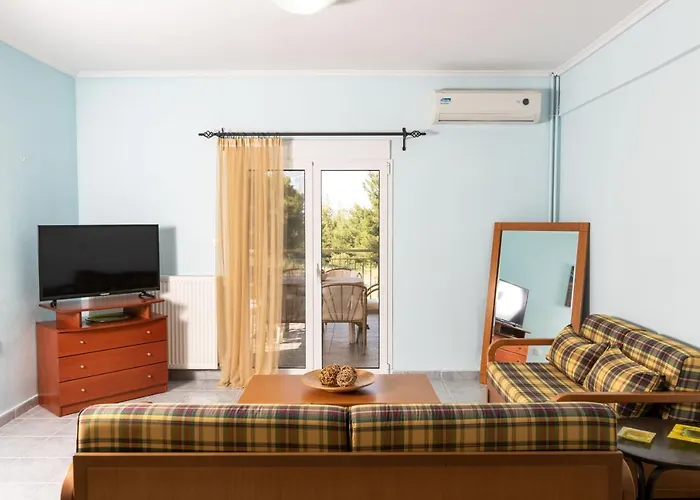 F & B Summer Collection - Paliouri