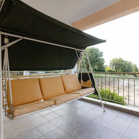 Apartment F & B Summer Collection -