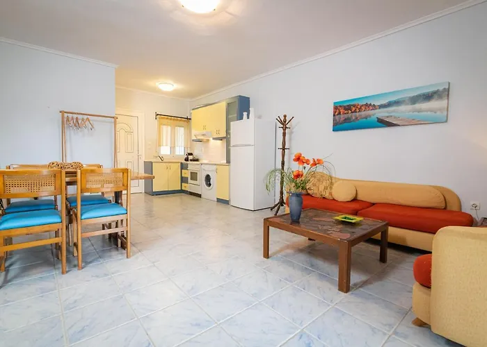 F & B Summer Collection - Apartment *